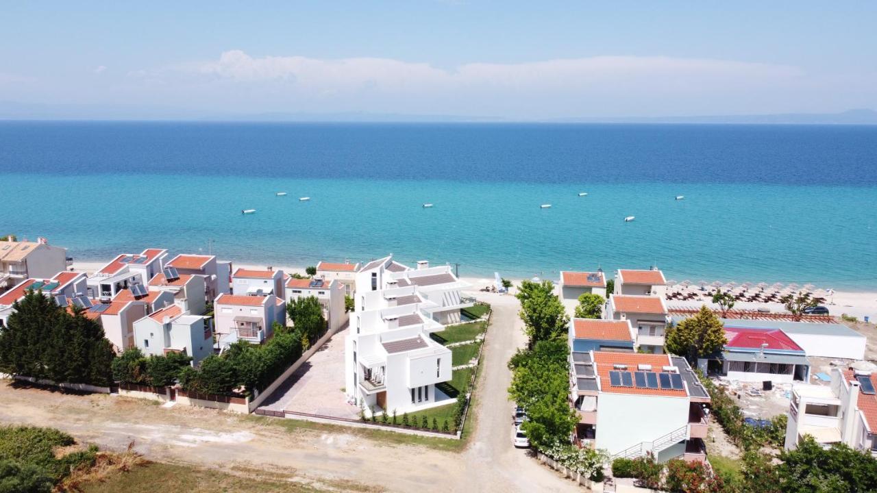Villa Oleandra By The Sea Polýkhrono Eksteriør bilde